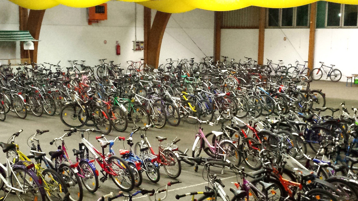 11. Fahrradbasar in der Markthalle Braunau